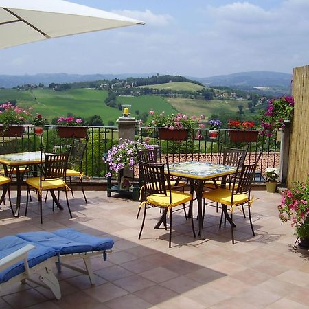 La Terrazza Fio...Rita Panzió Ripa Kültér fotó