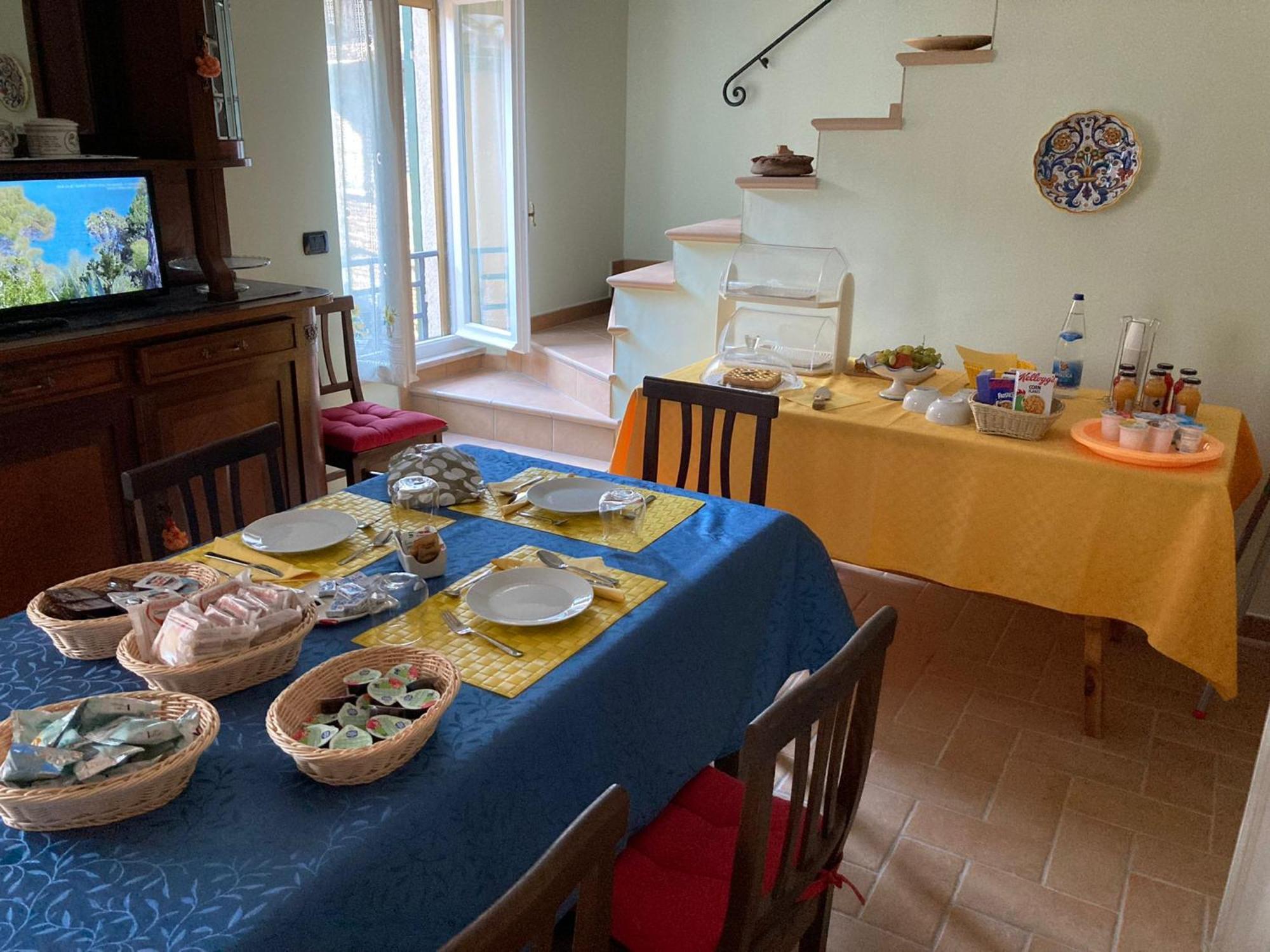 La Terrazza Fio...Rita Panzió Ripa Kültér fotó